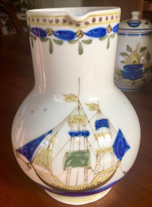 Hand-painted Viana pottery426579415102935044