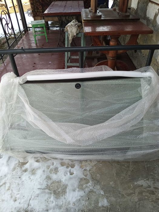 Продам автоскло на фольксваген пассат б4