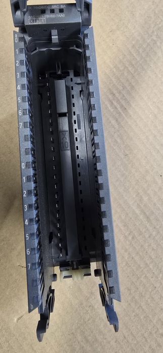 Siemens SIPLUS S7-1500 DI 16X24VDC SRC BA