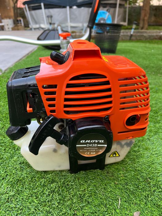 Motorroçadora ANOVA D43B