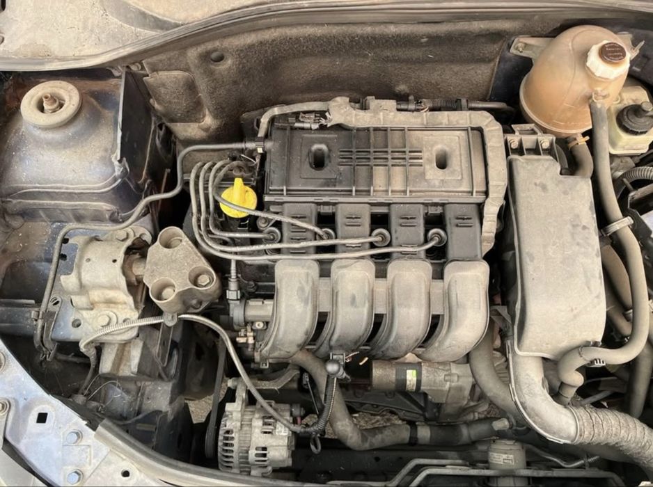 PEÇAS Renault clio 2 fase 2 1.2 16V