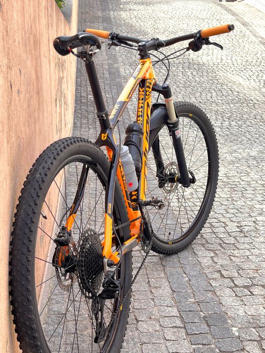 Bicicleta BBT Carbono roda 29