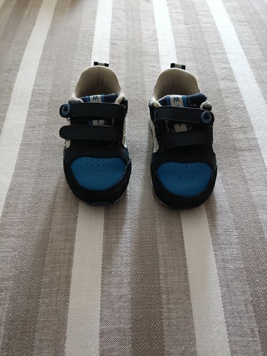 Sapatilha Menino tamanho 20