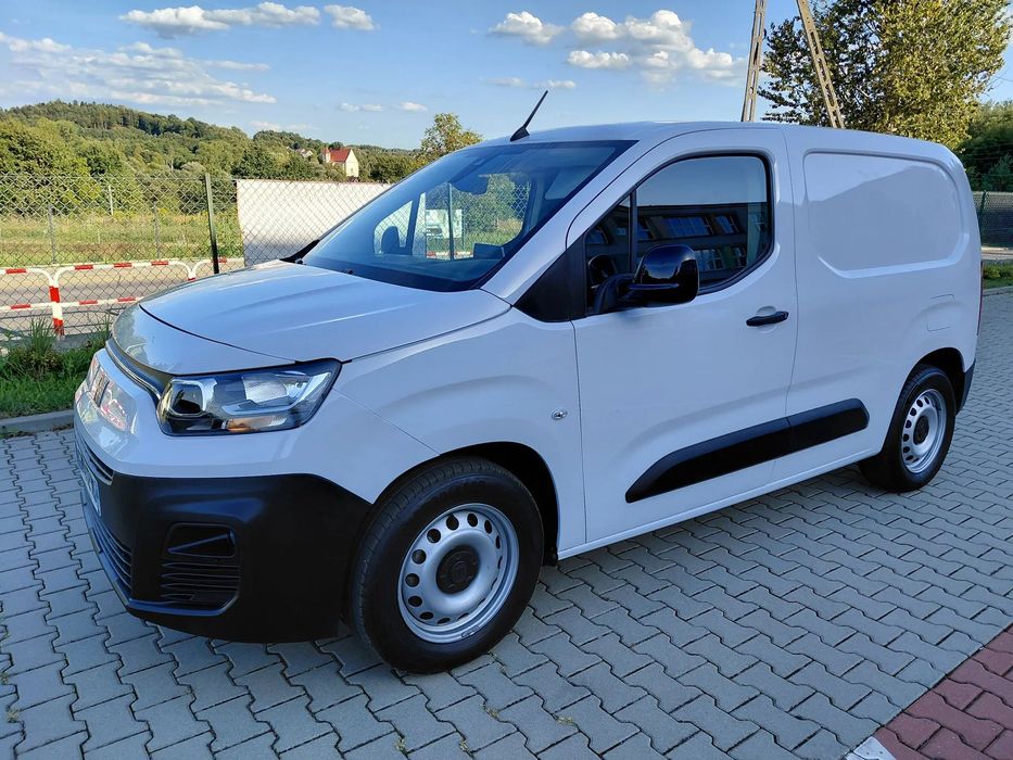 Fiat Doblo  Elektryk,automat,nawigacja,klimatyzacja,kamera cofania,hak !