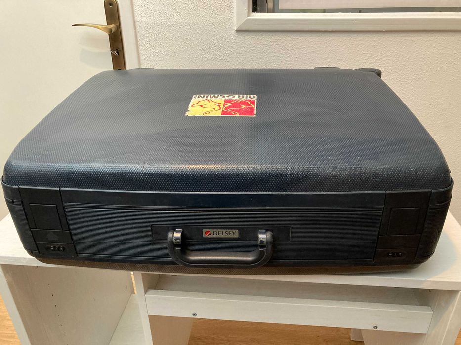 Mala de Viagem Desley de Porão