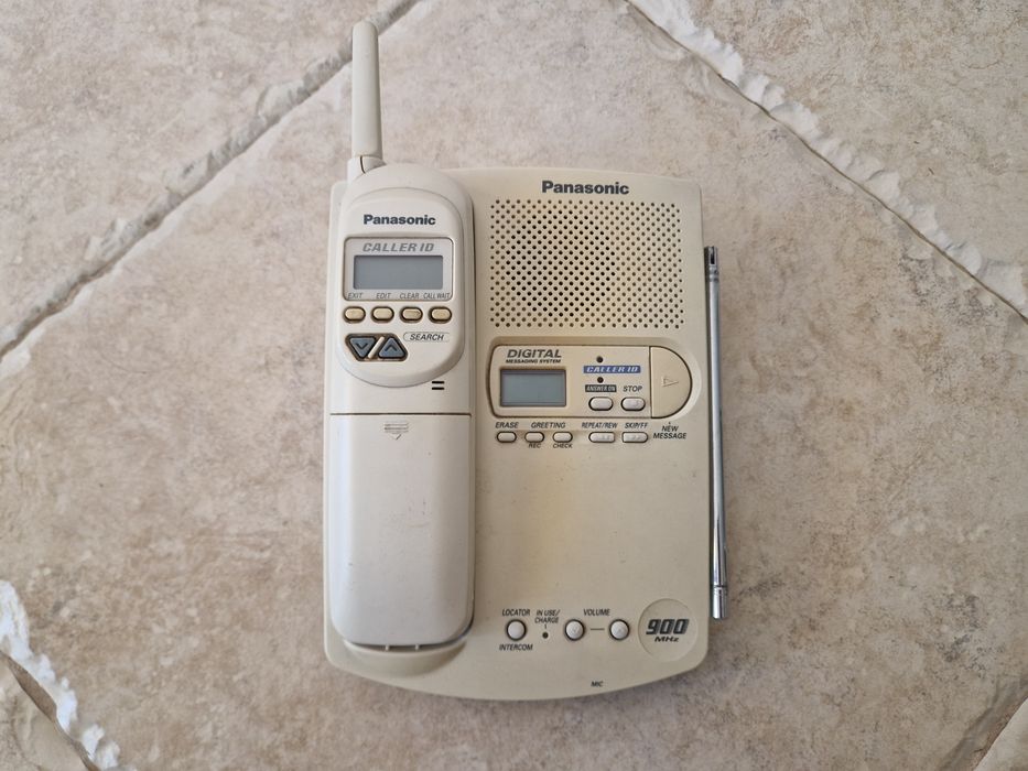 Telefon Bezprzewodowy Panasonic 900MHz z Sekretarką i Caller ID - Kremowy
