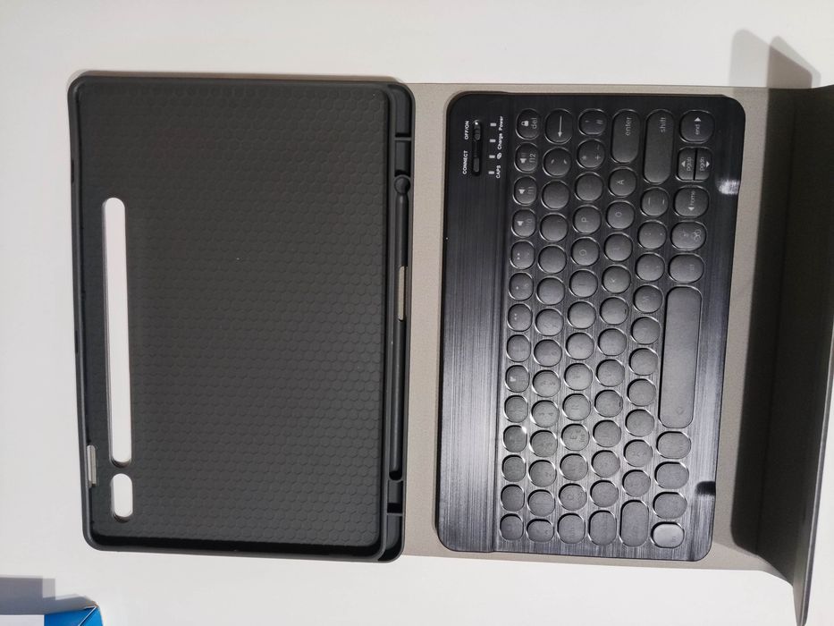 Etui z klawiaturą Galaxy TAB S7