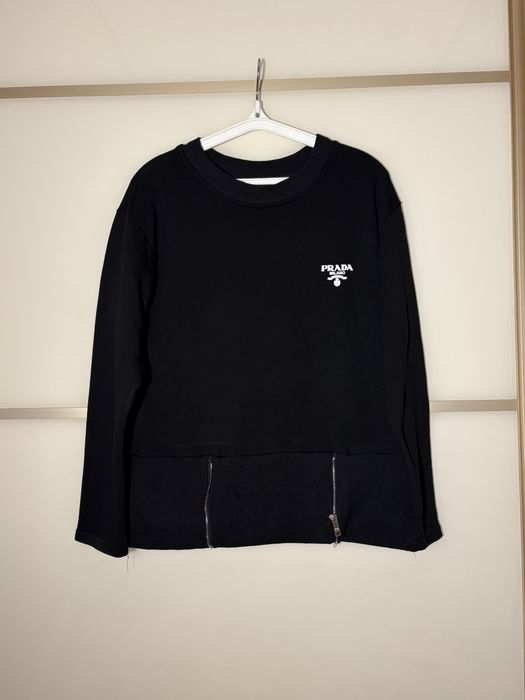 Продам женский спортивный костюм (свитер+штаны)