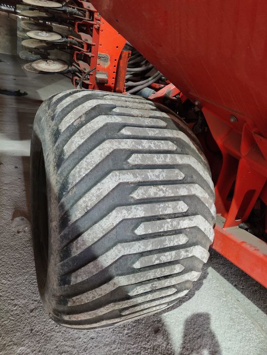 Сеялка пневматическая KUHN Moduliner ML2800