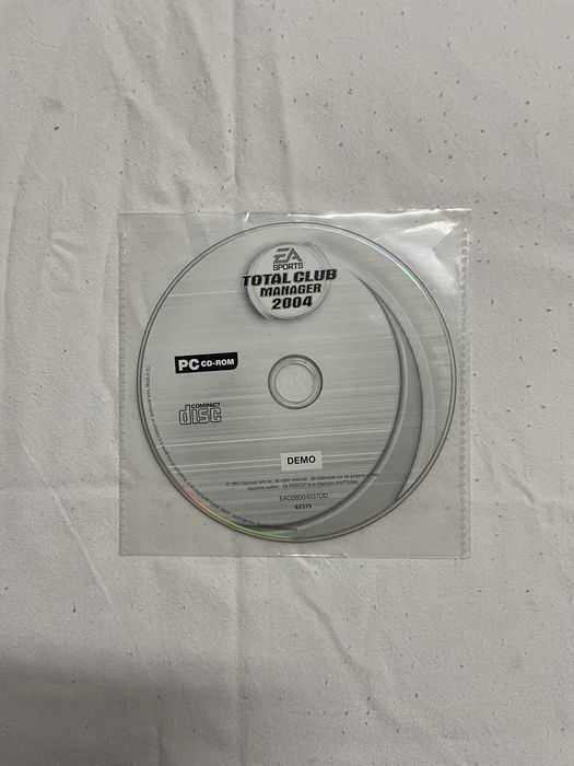 Total Club Manager 2004 Demo - PC [Free Shipping]64751016137475120