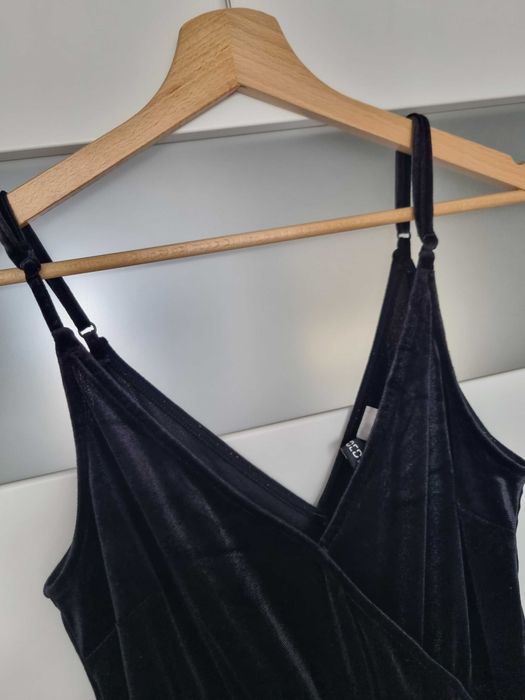 Kombinezon welurowy długi czarny na ramiączkach H&M