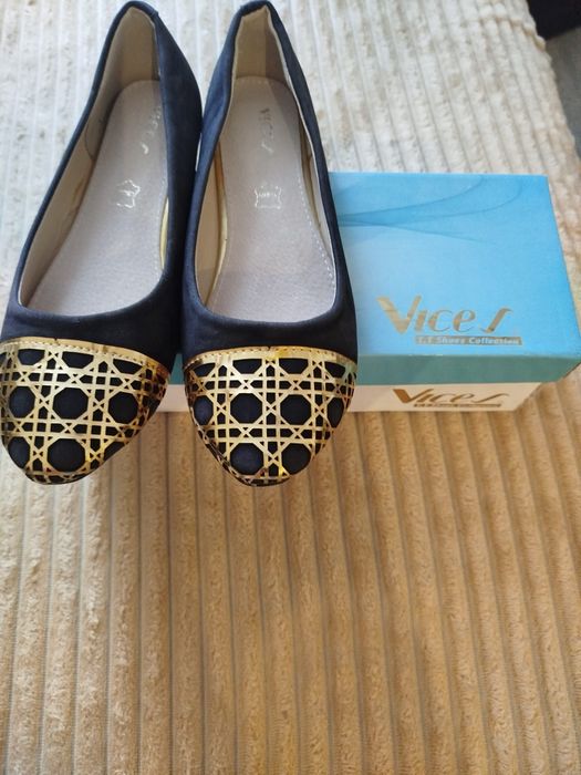 Czarne baletki , firmy Vices