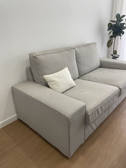 Sofá Kivik de 2 lugares cinzento do IKEA