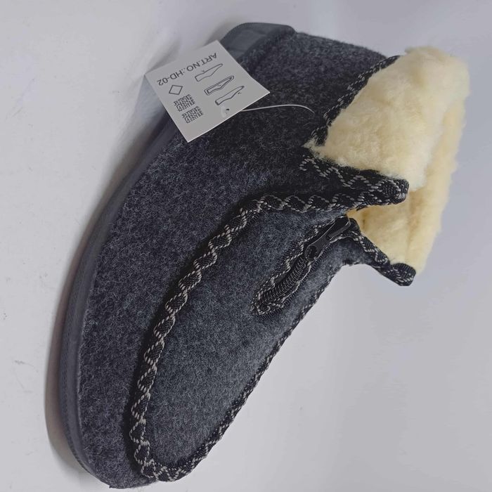 Nowe pantofle bambosze roz 37