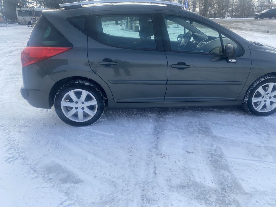 Продам Peugeot 207 SW