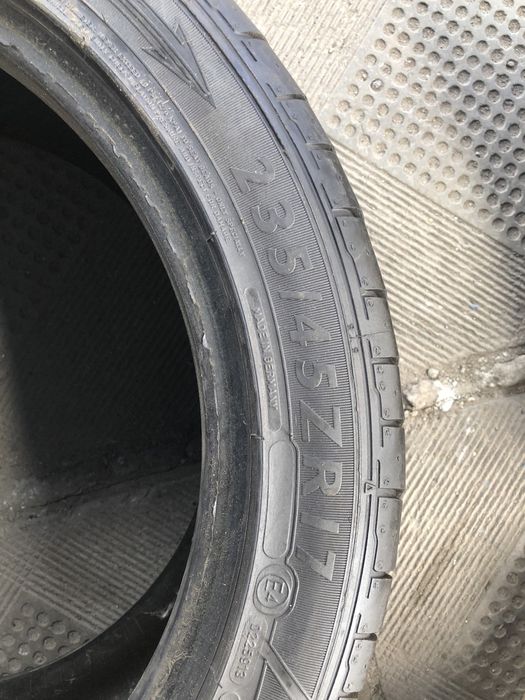 235/45R17-2шт Dunlop оригинал из Германии 5,5мм в наличие!