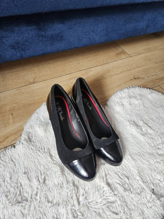 Czarne buty na koturnie obcasie 39