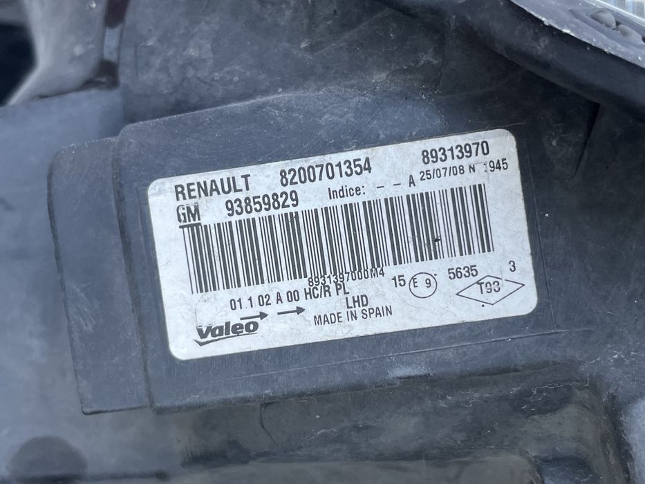 Lampy przod trafic vivaro b fl OE Renault