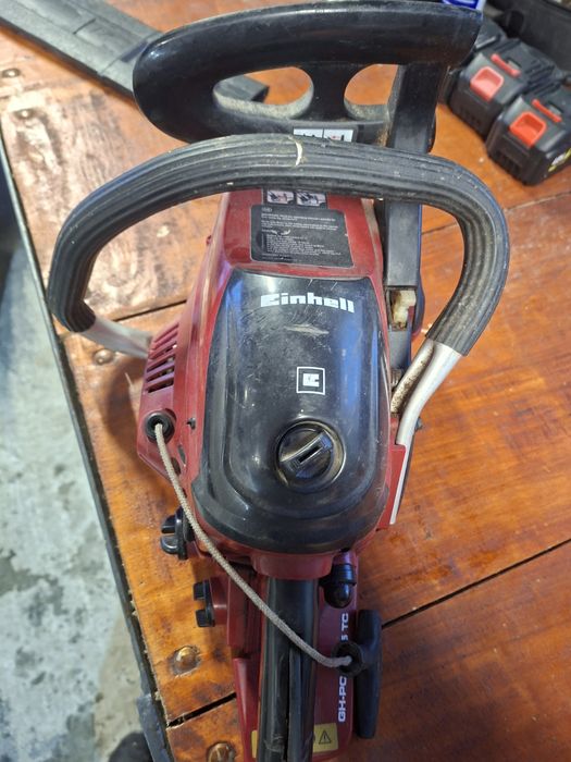 Pila spalinowa Einhall