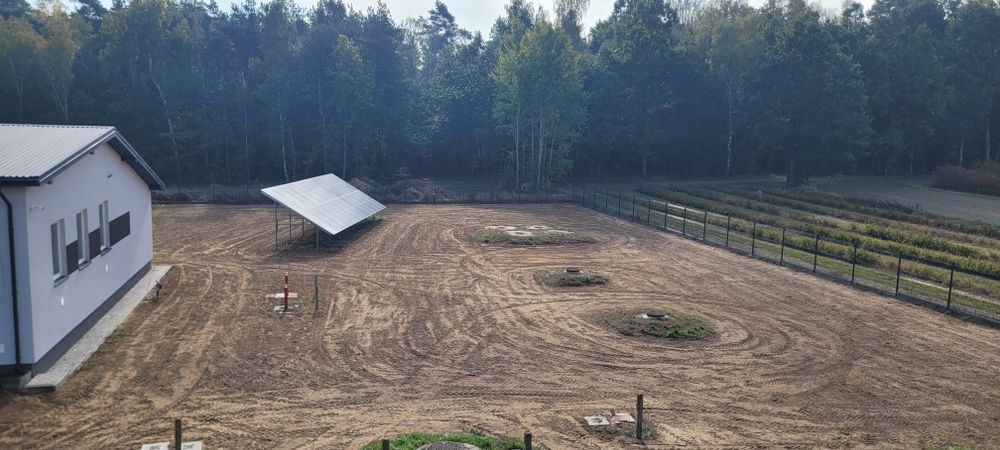 Glebogryzarka separacyjna, , równanie terenu, zakładanie trawników