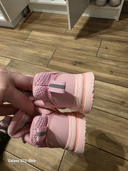 Buciki adidaski 25