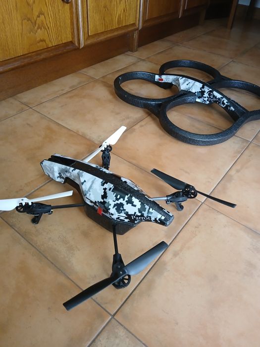 Parrot AR Drone2.064586025314433122