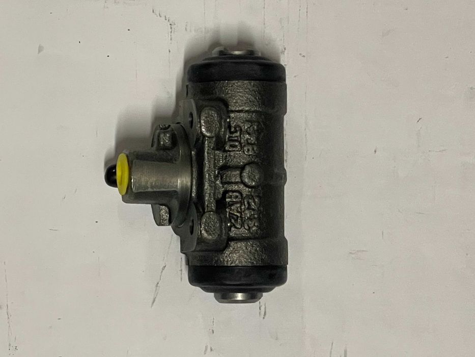 CYLINDEREK Hamulcowy Transit 00-06