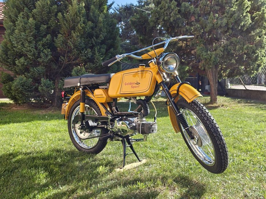 Jawa Mustang 50 Jawa 50 Golden Sport