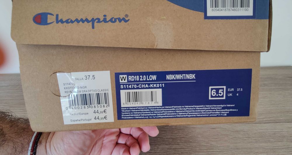 Sapatilhas Champion (37.5) "NOVAS"