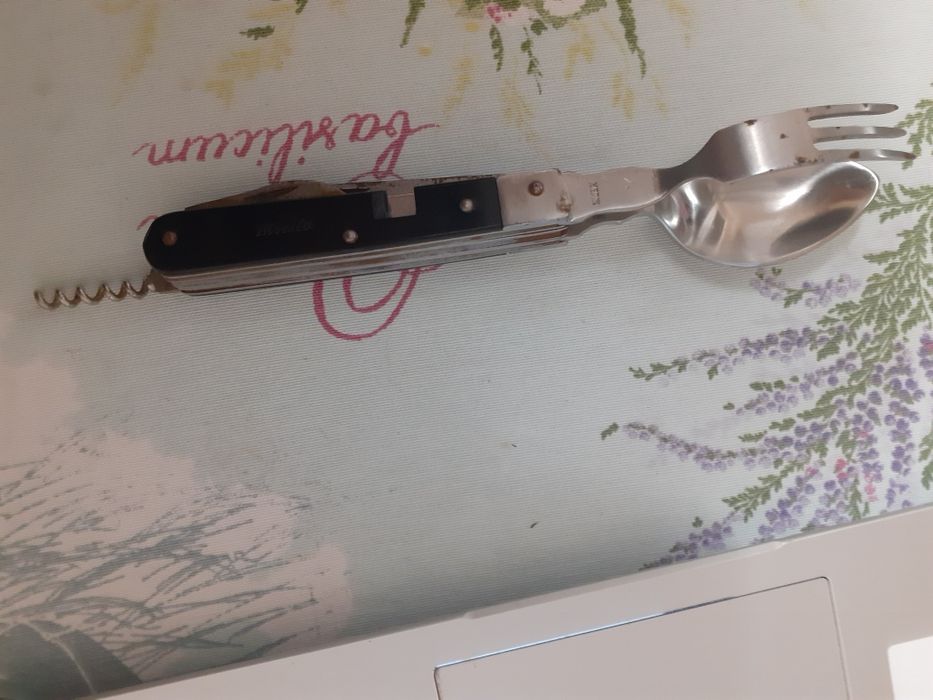 Мультитул похідний 5 в 1 (виделка, ложка, ніж,  штопор, відкривачка.