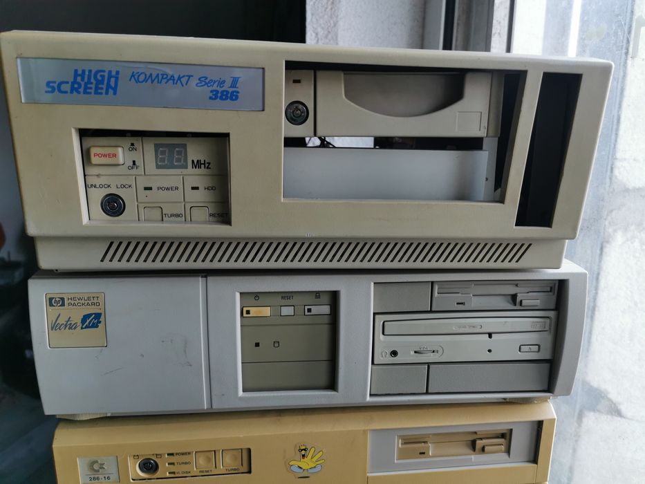 Stary komputer hp Vectra Xm pentium 100