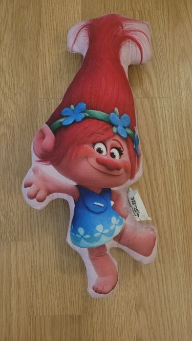 Mała poduszeczka dla dziewczynki,  Troll