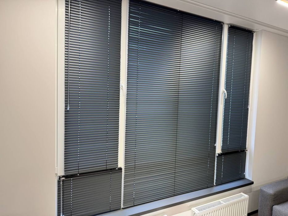 Сонцезахисні системи,ролети та жалюзі.Замір,виготовлення,встановлення.