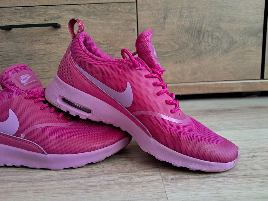 Кросівки Nike Air Max Thea