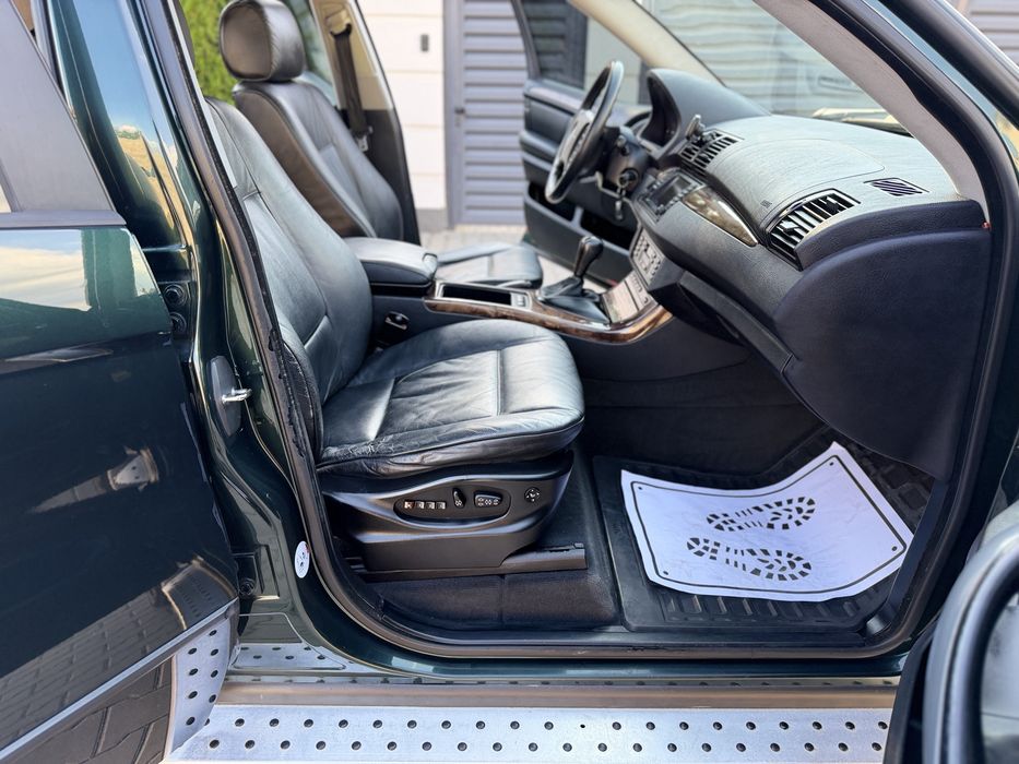 Продам BMW X5 3.0D автомат
