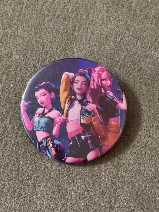 Бейджи, значки к-поп huntrix