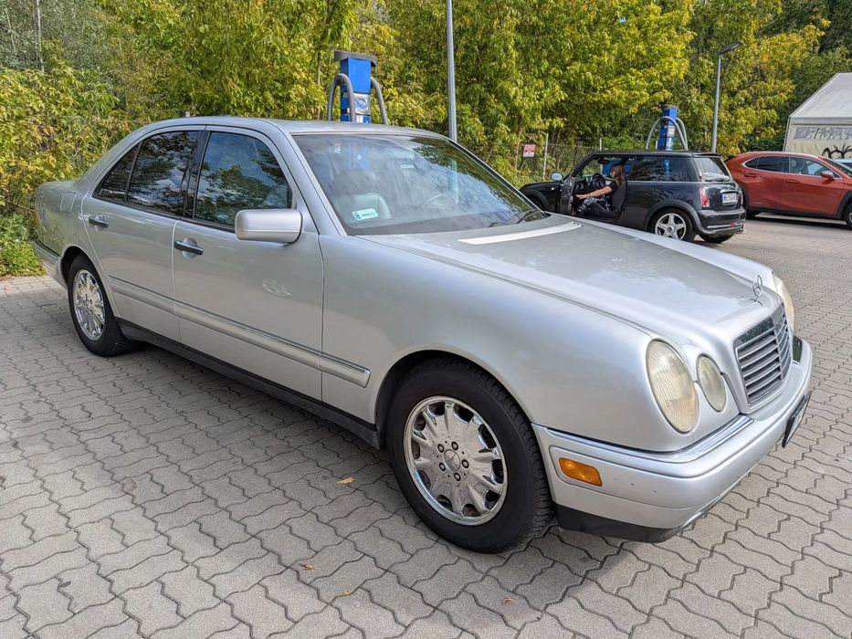 Mercedes-Benz Klasa E