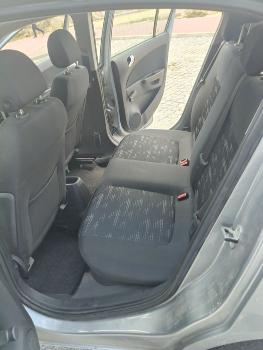 Opel Corsa 1200 negociável