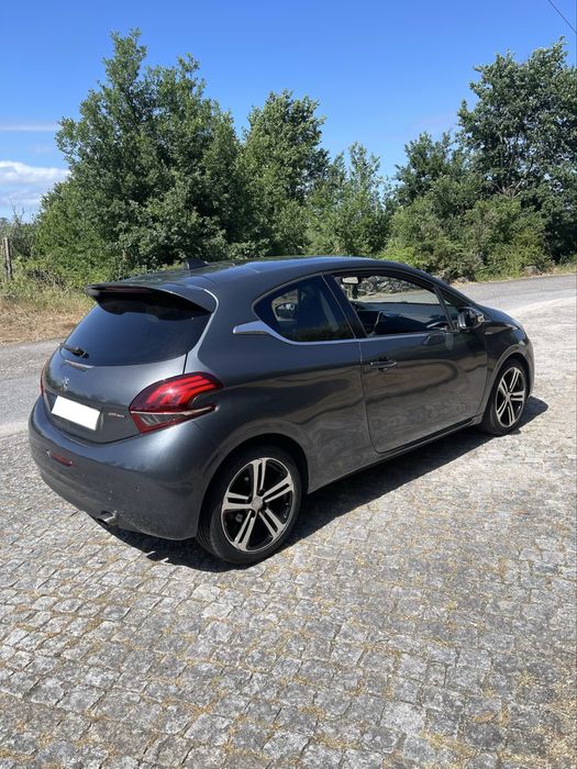 Peugeot 208 GT Line 1.6 HDI 120cv
