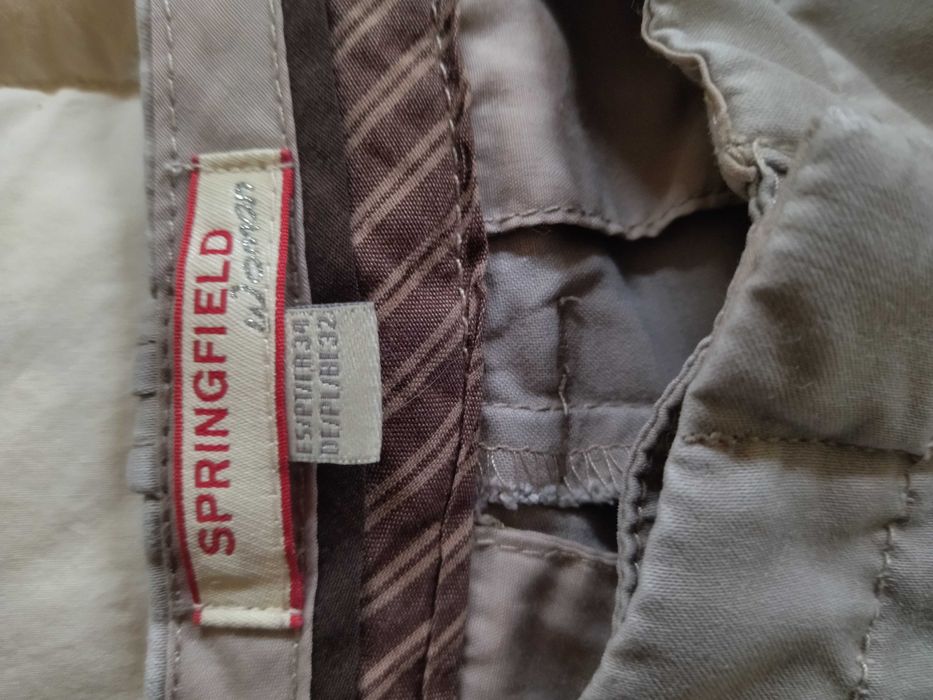 #Springfield Calças modelo Feminino de corte reto cor beje