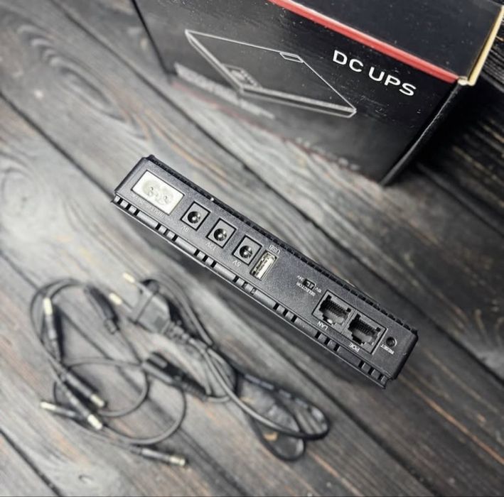 Повербанк для роутера, модема, DC1018Р ДБЖ UPS 10400 mAh 18W