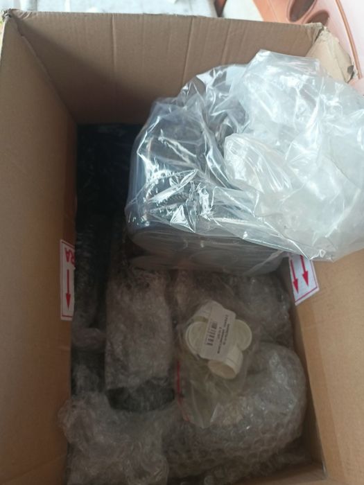 Nakrętka, naklejki na miód.