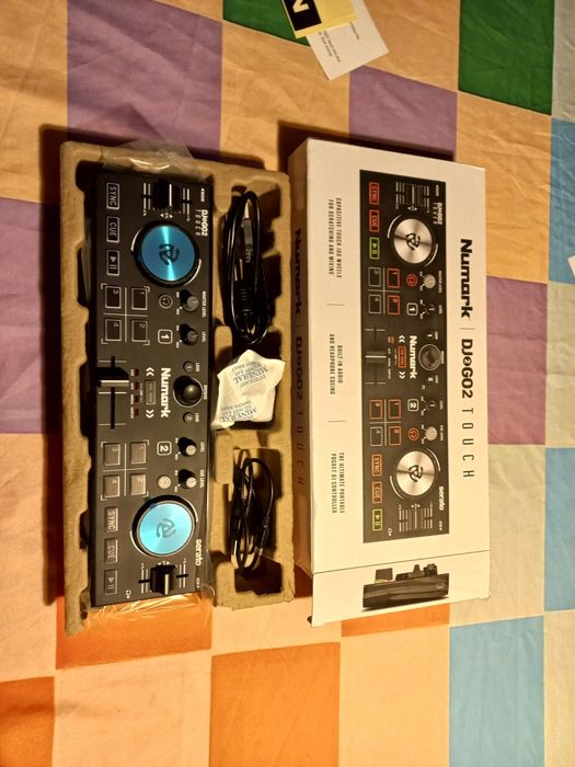 Numark Dj2go2 touch