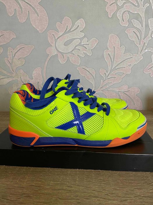 Футзалки Munich One 41 розмір (27,1 см)