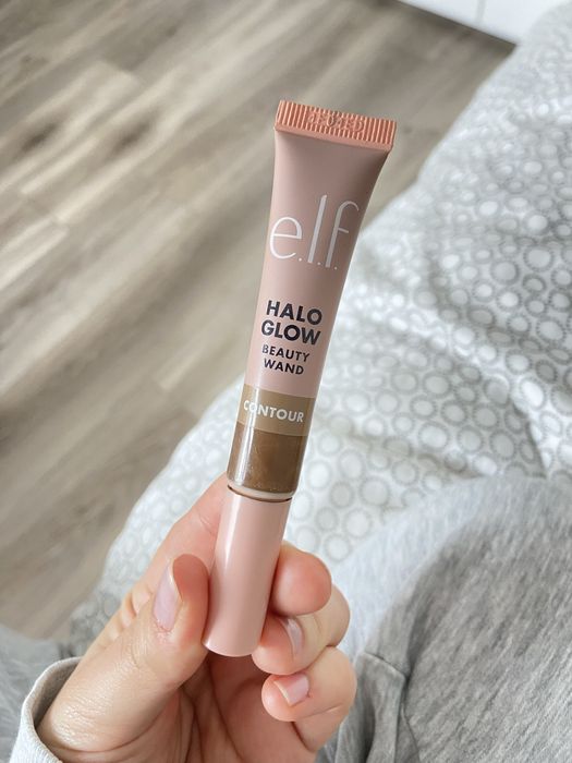 Brązer w płynie elf e.l.f halo glow beauty wand madium tan