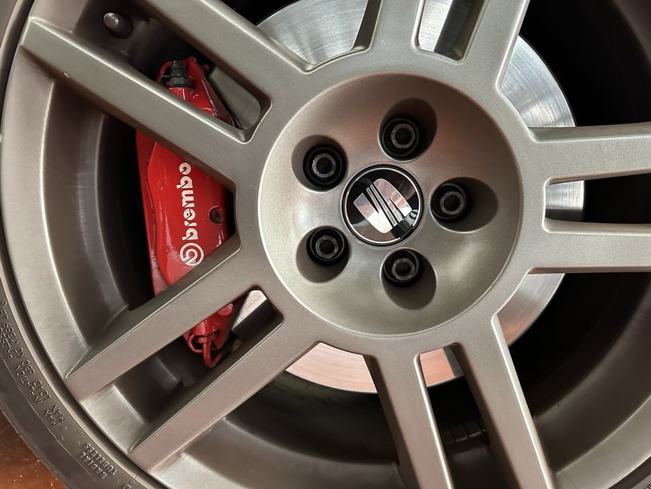 Seat Leon Cupra R 1M. 1.8T 225Cv