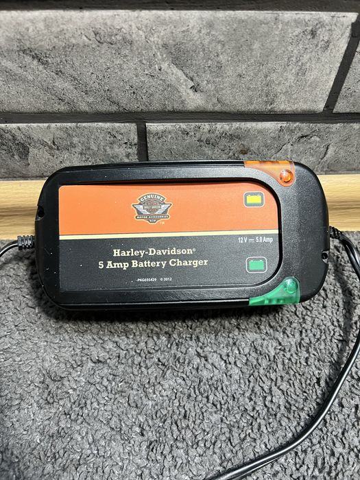 Зарядний пристрій  Harley-Davidson для акамуляторів  - 12 В - 5 АМП - ВЕЛИКА БРИТАНІЯ