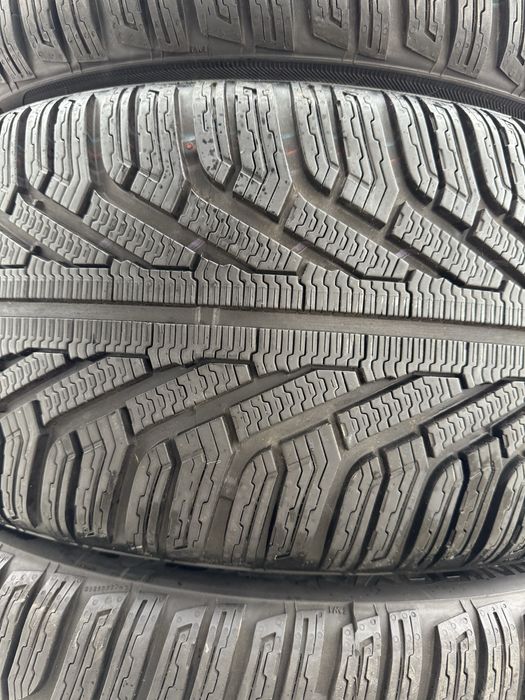 255/40/19 Uniroyal MS Plus 77