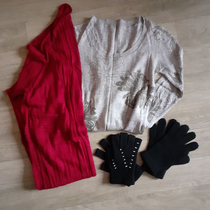 Женские вещи. Бесплатно.