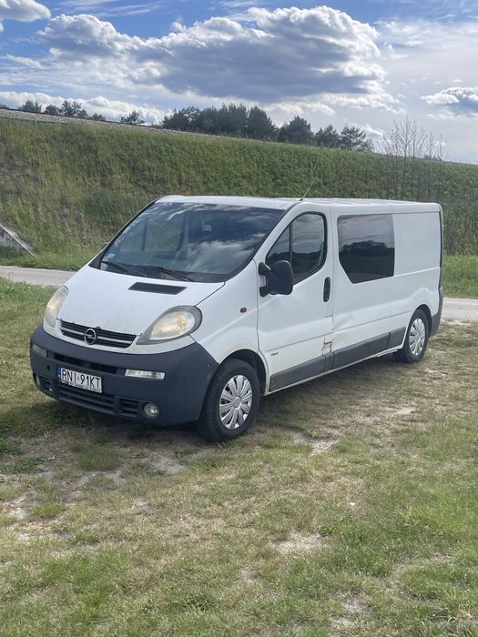 Opel Vivaro 2.5l 9 miejsc